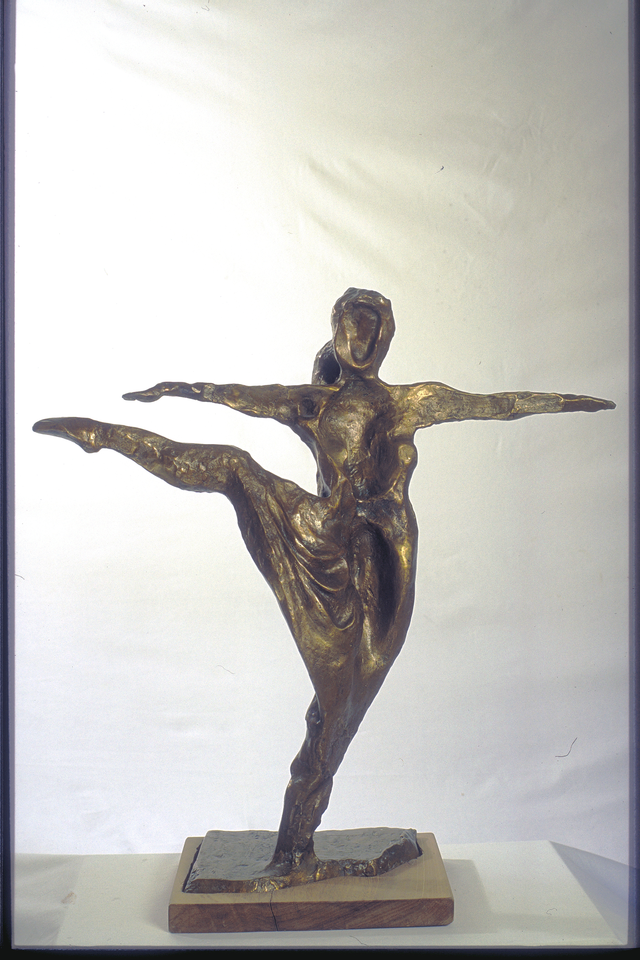Dance, scultura di Roberto Tagliazucchi
